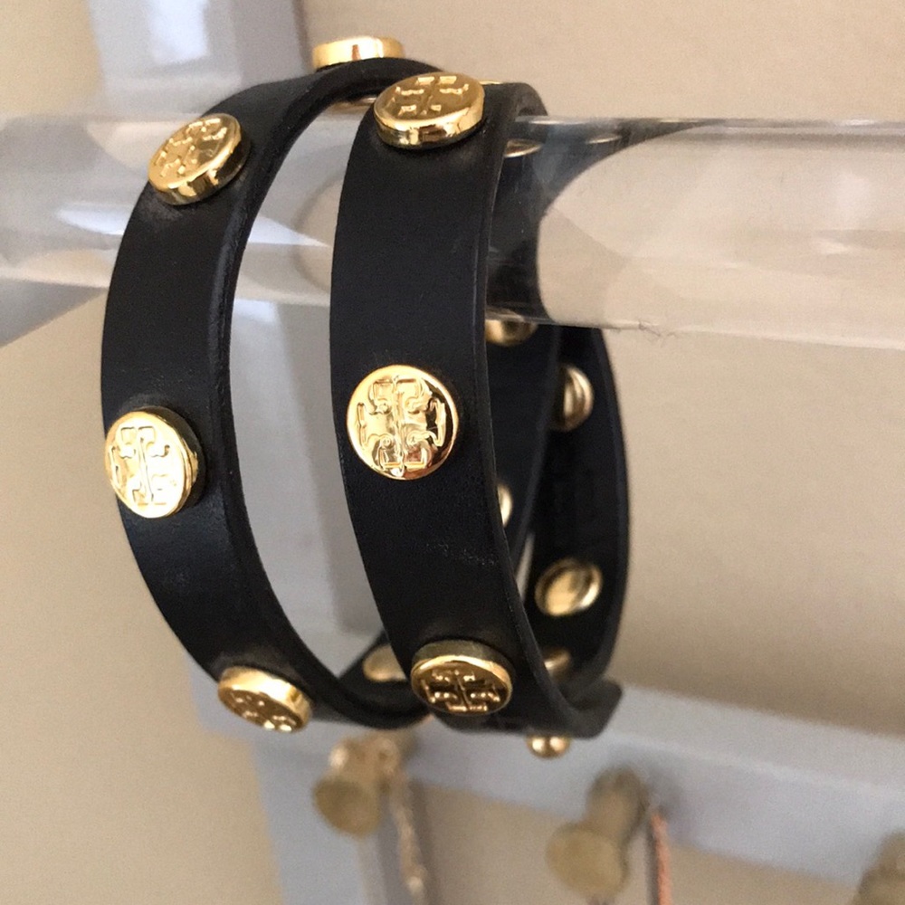 Tory Burch Double-Wrap logo stud bracelet